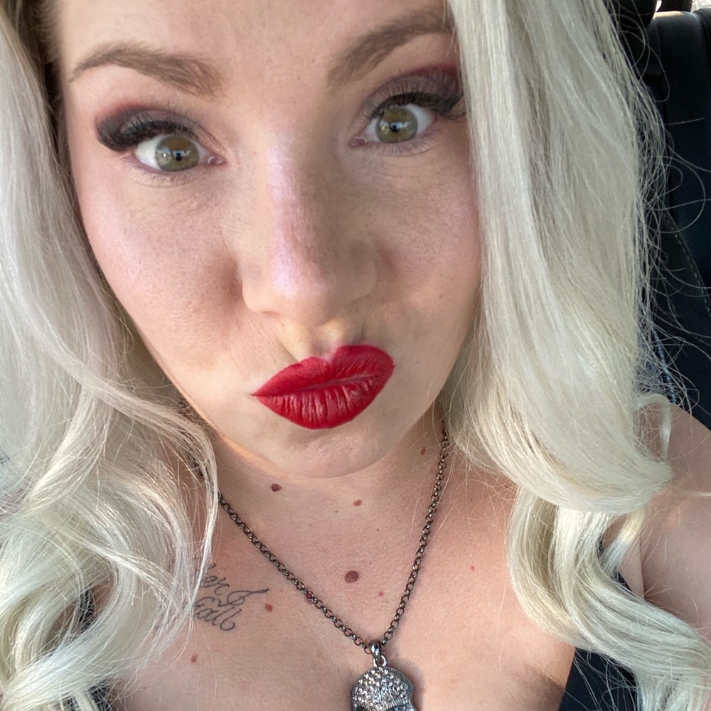 Meet your Posher, Heather